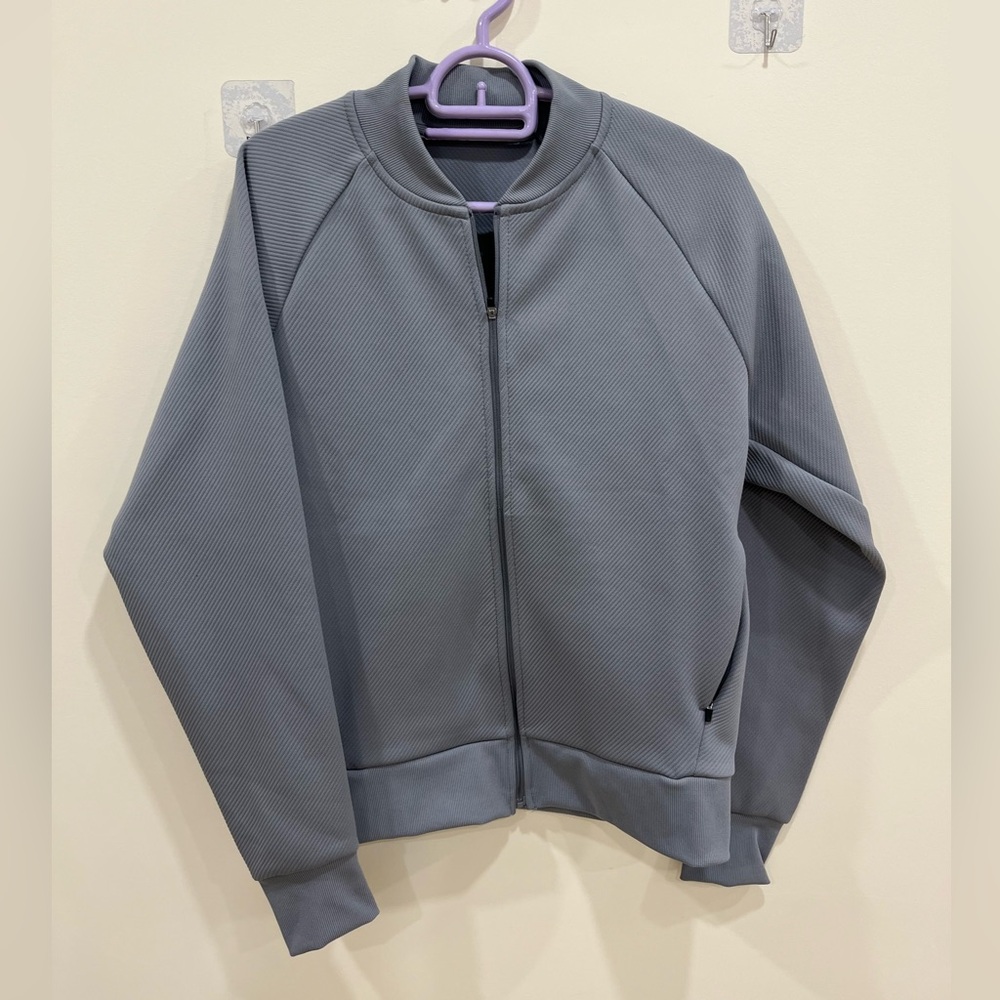Muji Gray Zip-Up Jacket - Picture 2 of 9